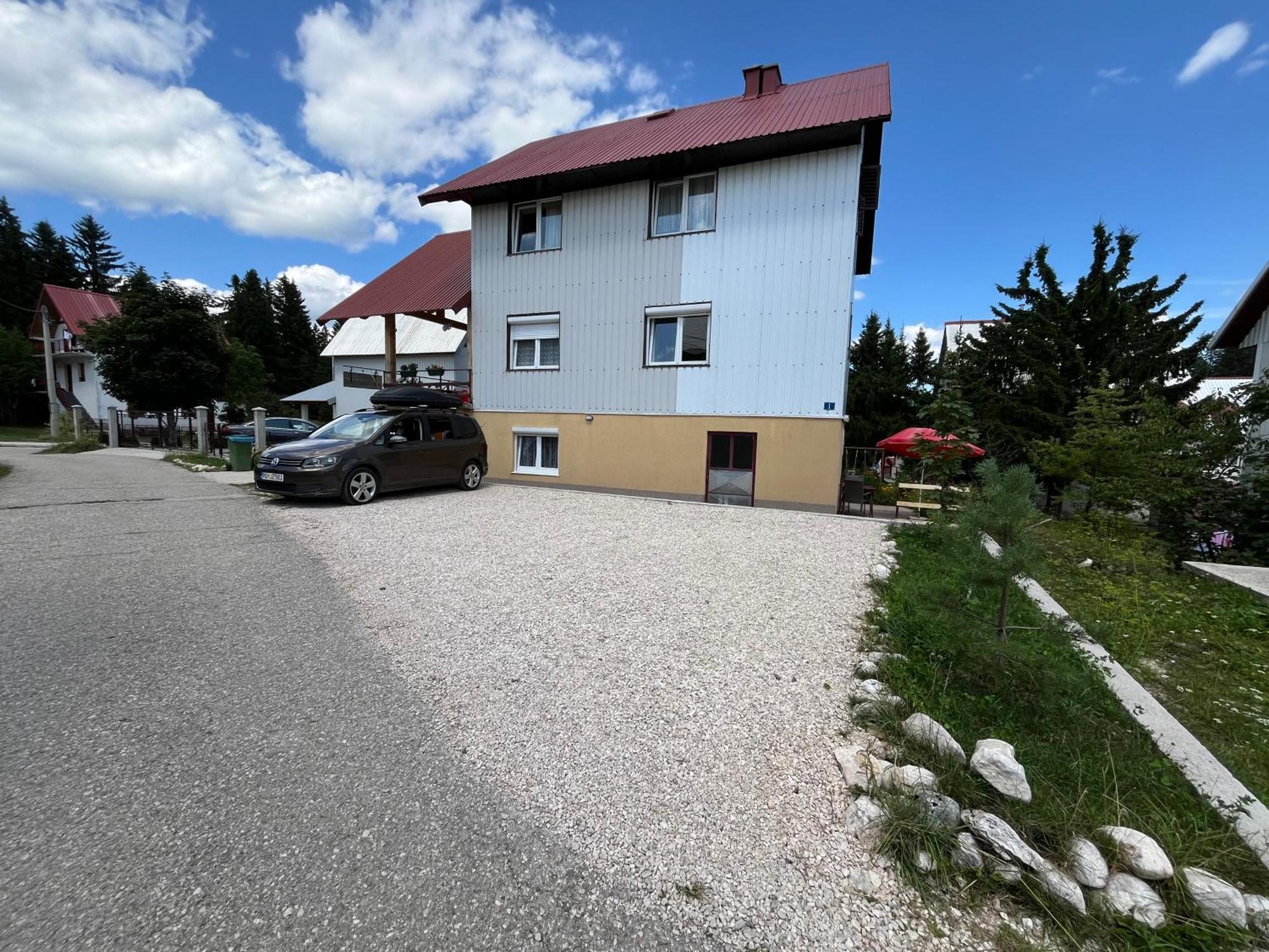 Apartment Phillip Rooms Zabljak  Exterior photo